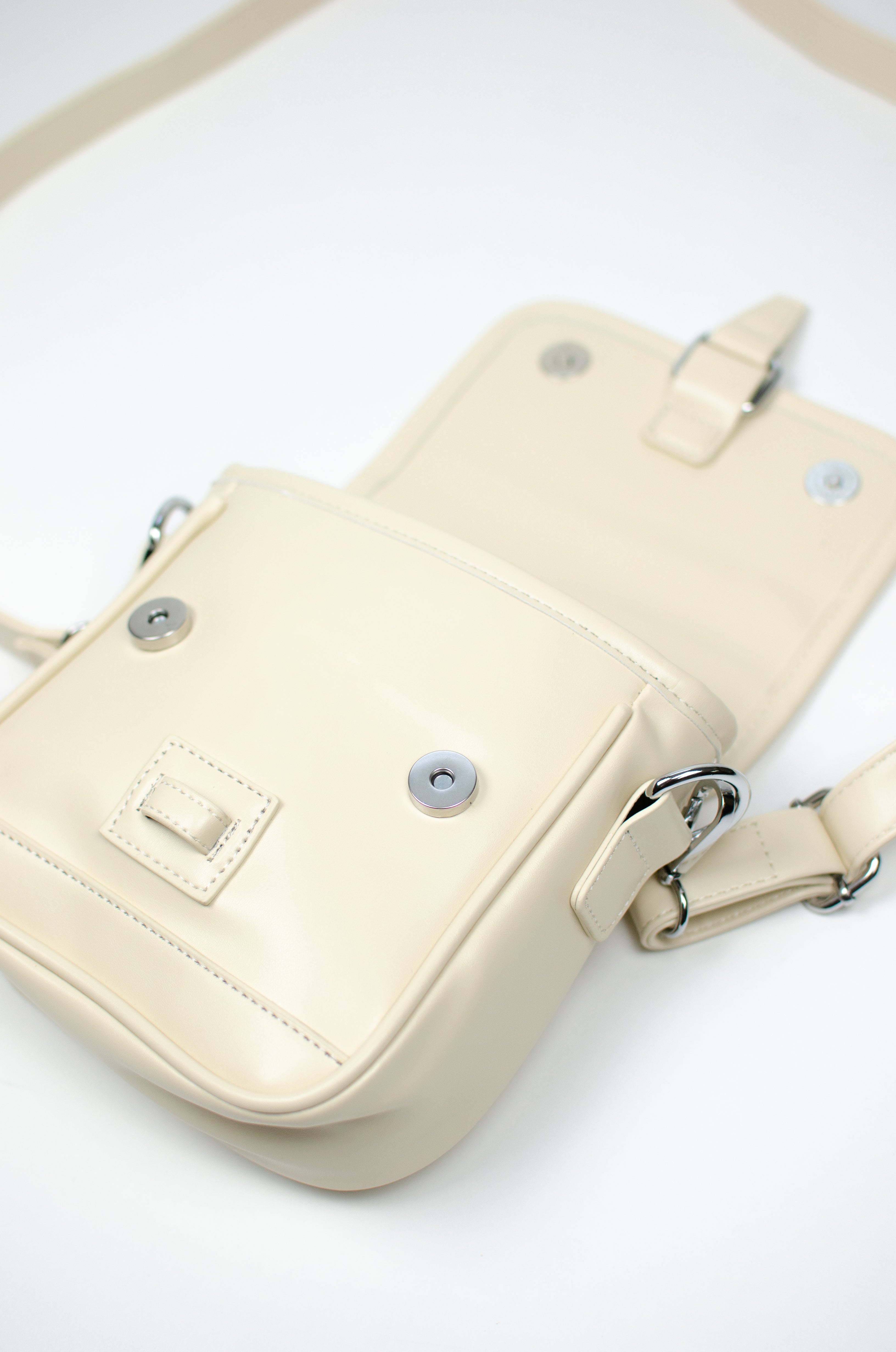 ***ASUKA CROSSBODY BAG