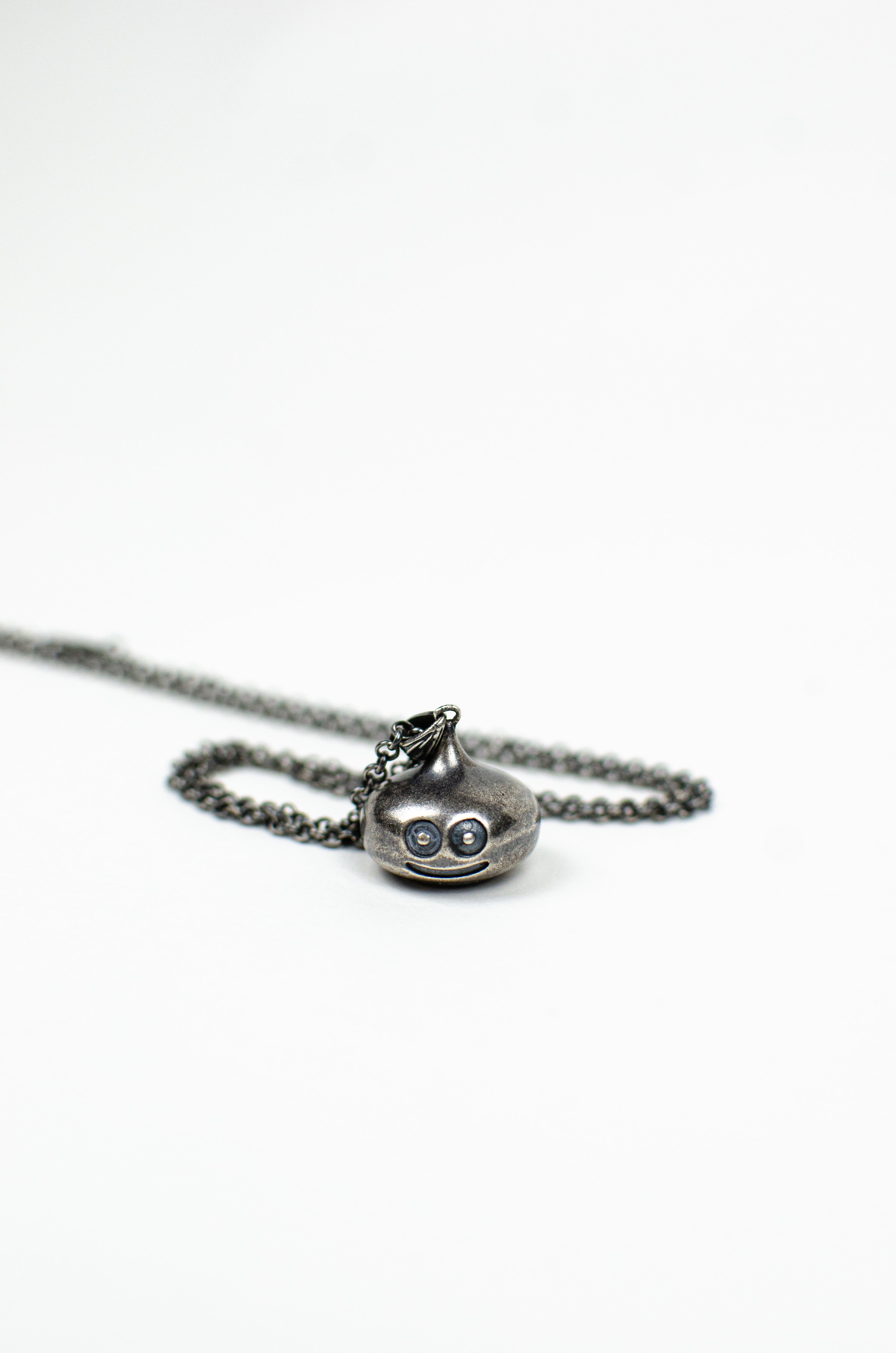 METAL SLIME NECKLACE
