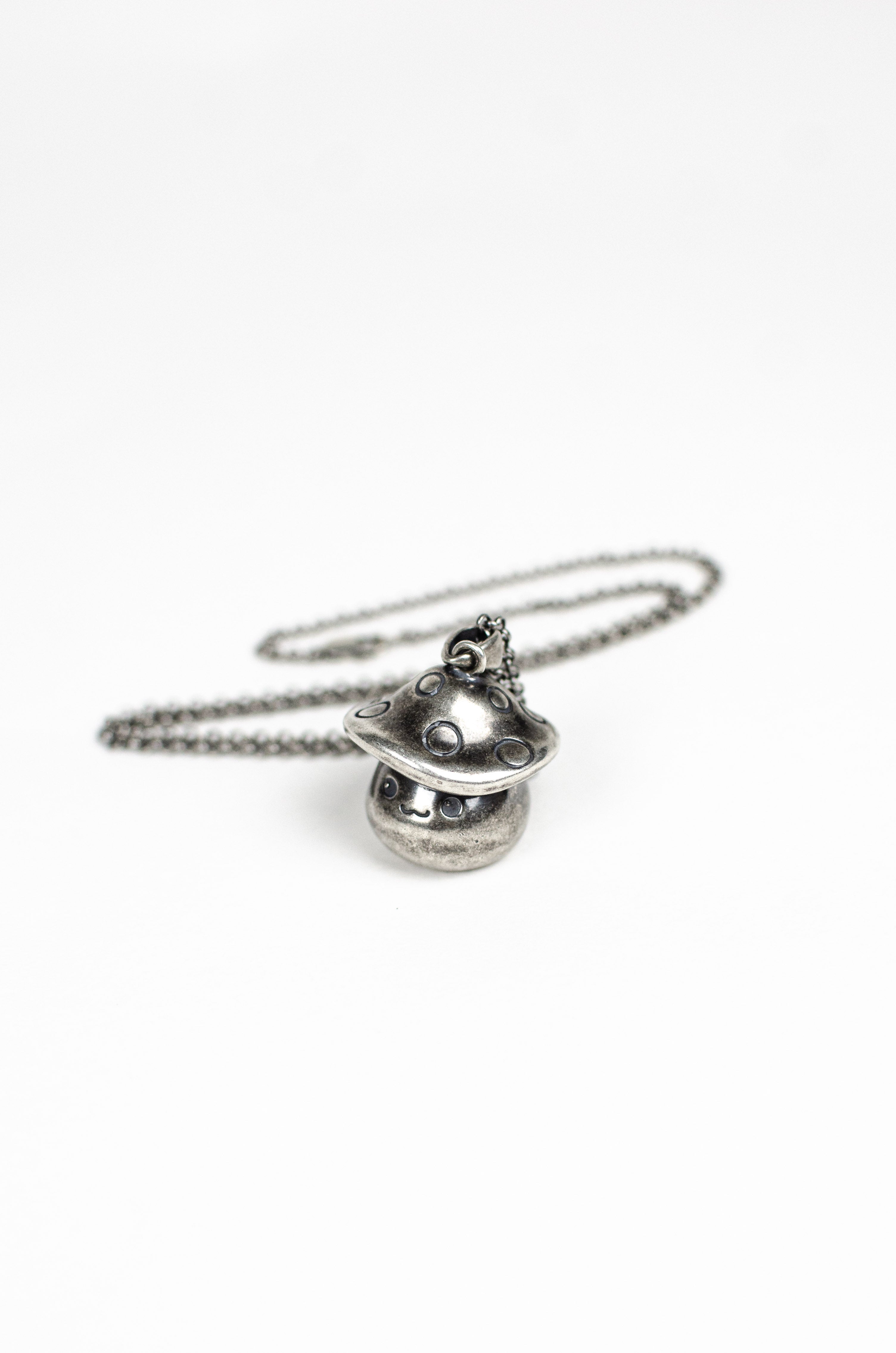 MUSHROOM NECKLACE