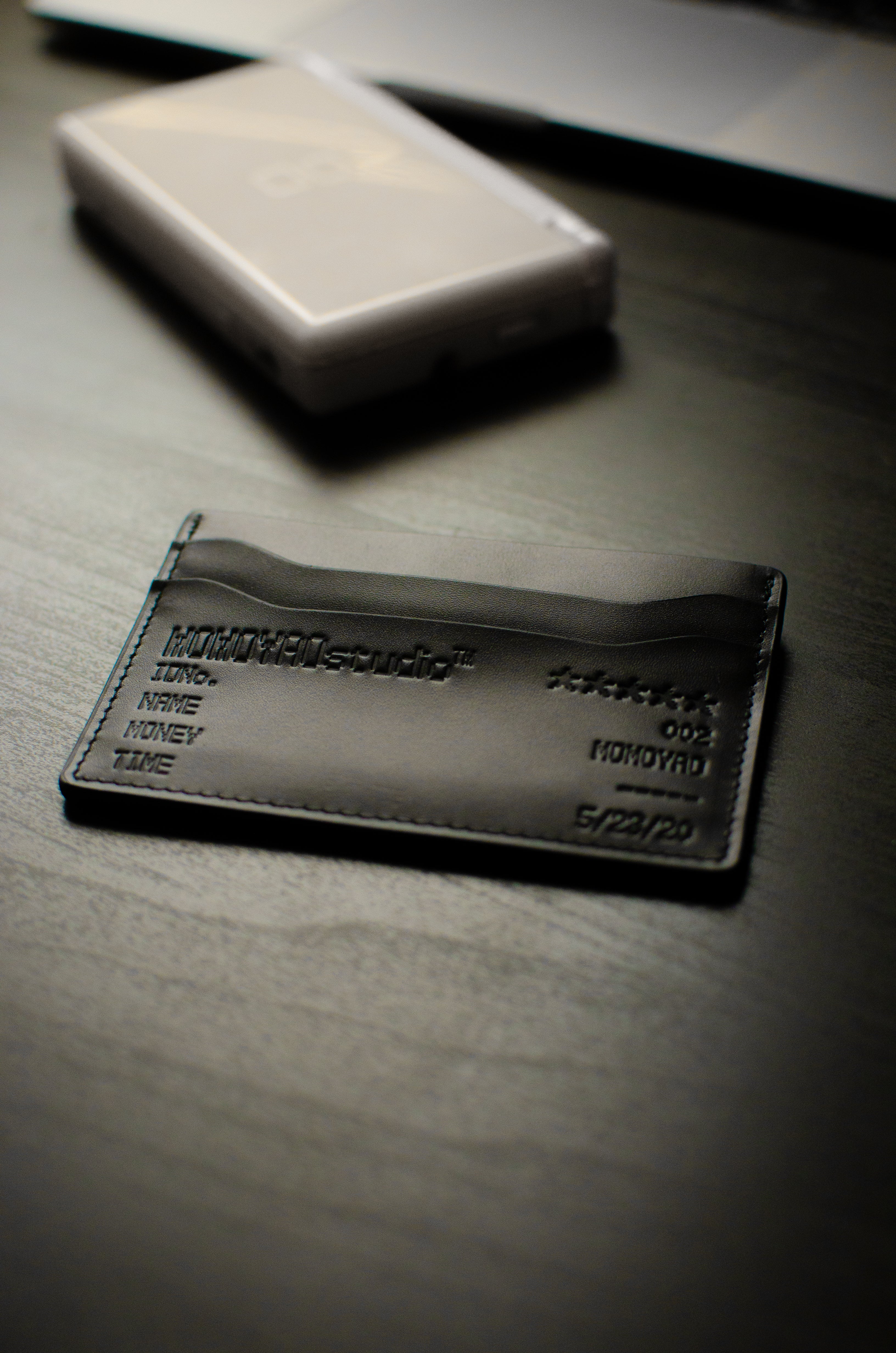 TRAINER CARDHOLDER